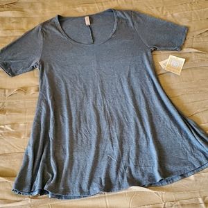 🌟NWT🌟 LuLaRoe Perfect T